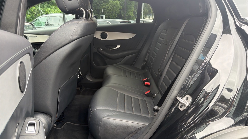 Mercedes-Benz GLC Coupe GLC 300d 4Matic AMG Line Premium 5dr 9G-Tronic Diesel Estate - Image 36