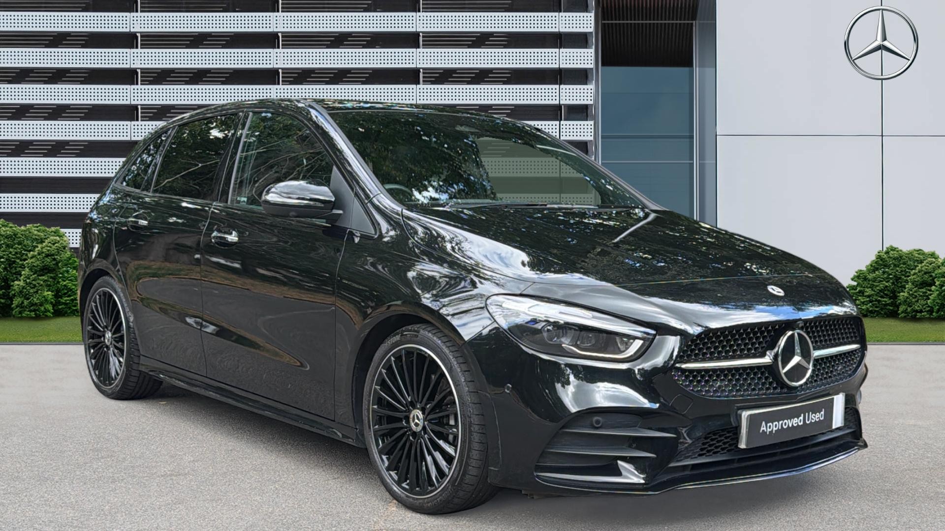 Mercedes-Benz B Class listing photo
