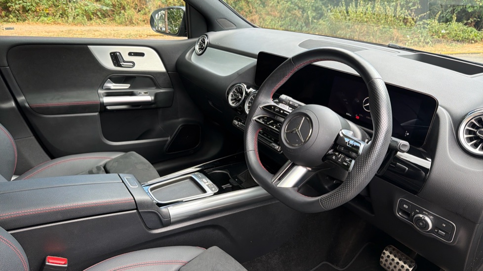 Mercedes-Benz B-Class B200 AMG Line Premium Plus 5dr Auto Petrol Hatchback - Image 11