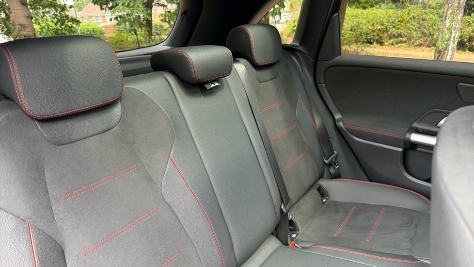Mercedes-Benz B-Class B200 AMG Line Premium Plus 5dr Auto Petrol Hatchback - Image 16