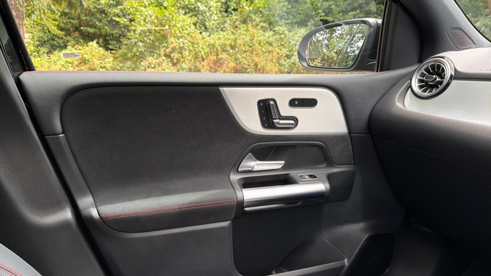 Mercedes-Benz B-Class B200 AMG Line Premium Plus 5dr Auto Petrol Hatchback - Image 17