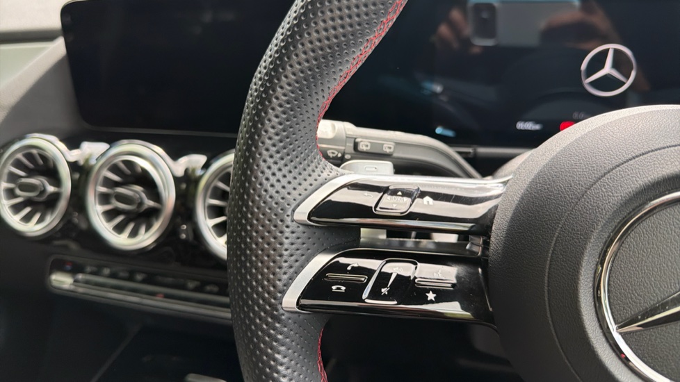 Mercedes-Benz B-Class B200 AMG Line Premium Plus 5dr Auto Petrol Hatchback - Image 19