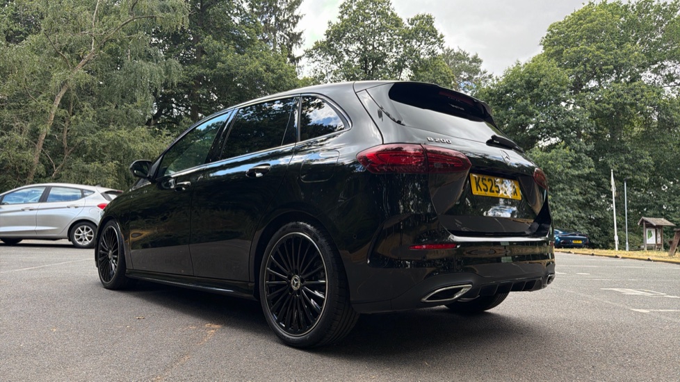Mercedes-Benz B-Class B200 AMG Line Premium Plus 5dr Auto Petrol Hatchback - Image 35
