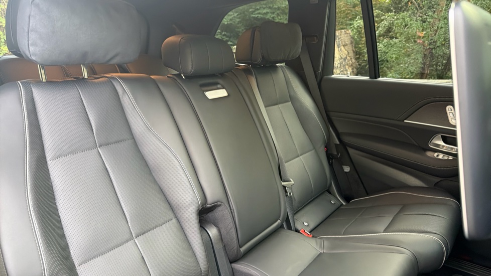 Mercedes-Benz GLS 450d 4Matic Business Class 5dr 9G-Tronic Diesel Estate - Image 16