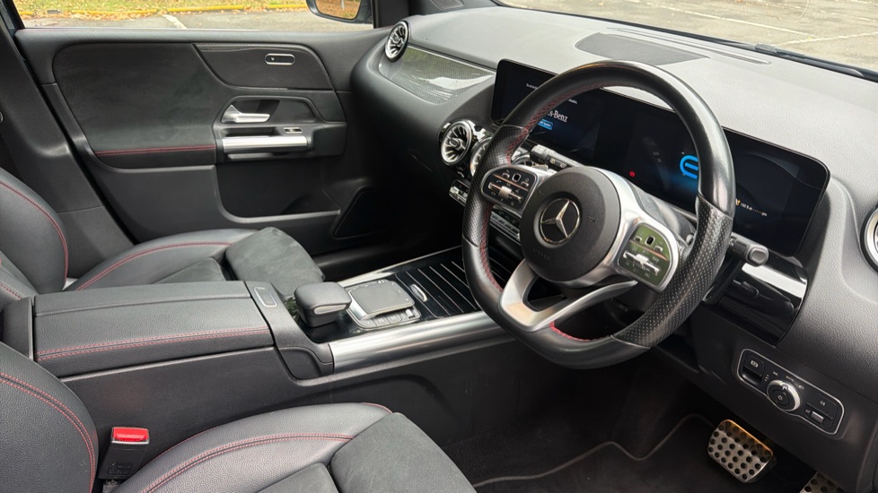 Mercedes-Benz B-Class B250e AMG Line Premium 5dr Auto Hatchback - Image 11