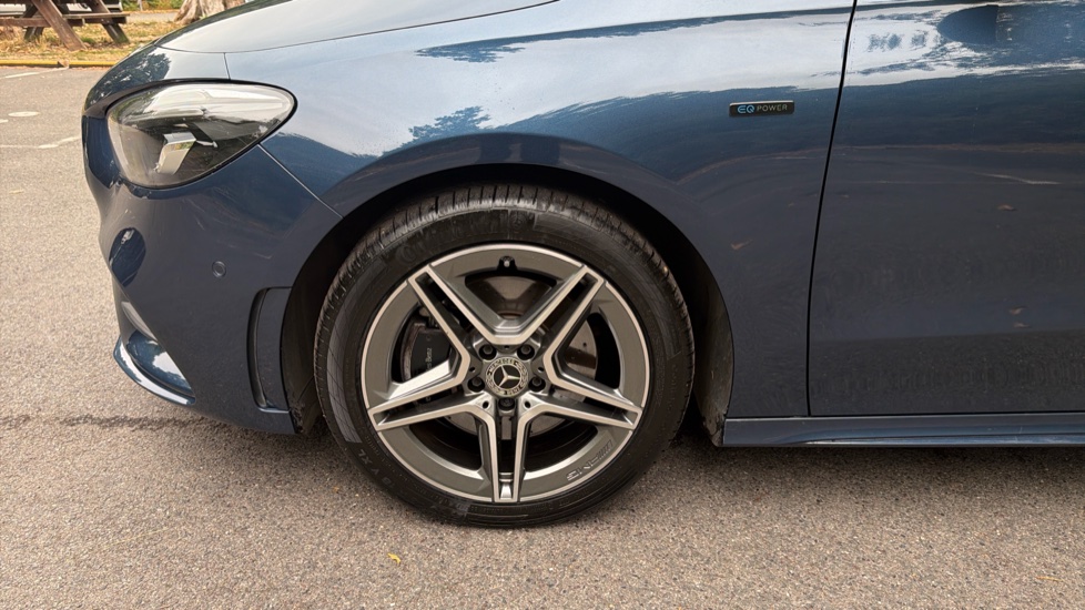 Mercedes-Benz B-Class B250e AMG Line Premium 5dr Auto Hatchback - Image 28