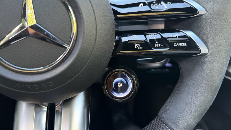 Mercedes-AMG GLC 43 4Matic Edition Midnight 5dr Petrol Estate - Image 25