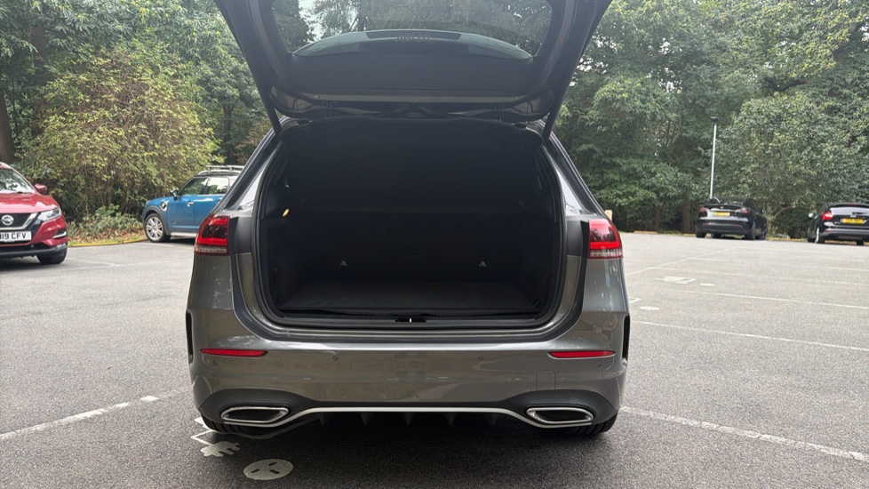 Mercedes-Benz B-Class B180 AMG Line 5dr Auto Petrol Hatchback - Image 4