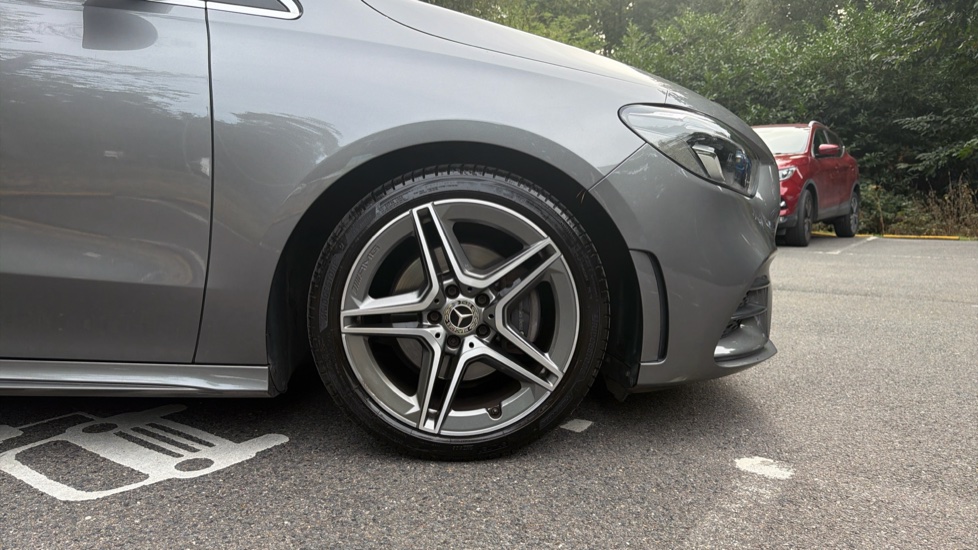Mercedes-Benz B-Class B180 AMG Line 5dr Auto Petrol Hatchback - Image 7