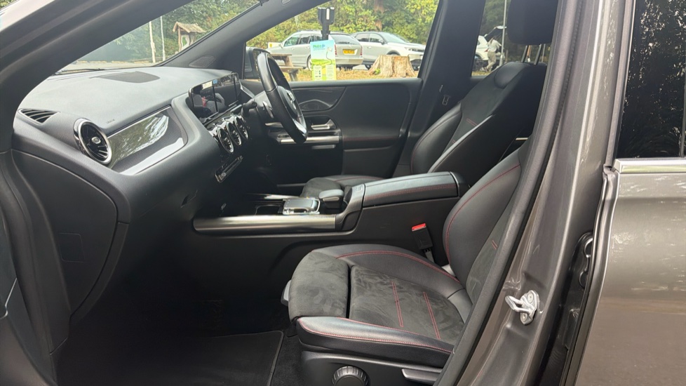 Mercedes-Benz B-Class B180 AMG Line 5dr Auto Petrol Hatchback - Image 31