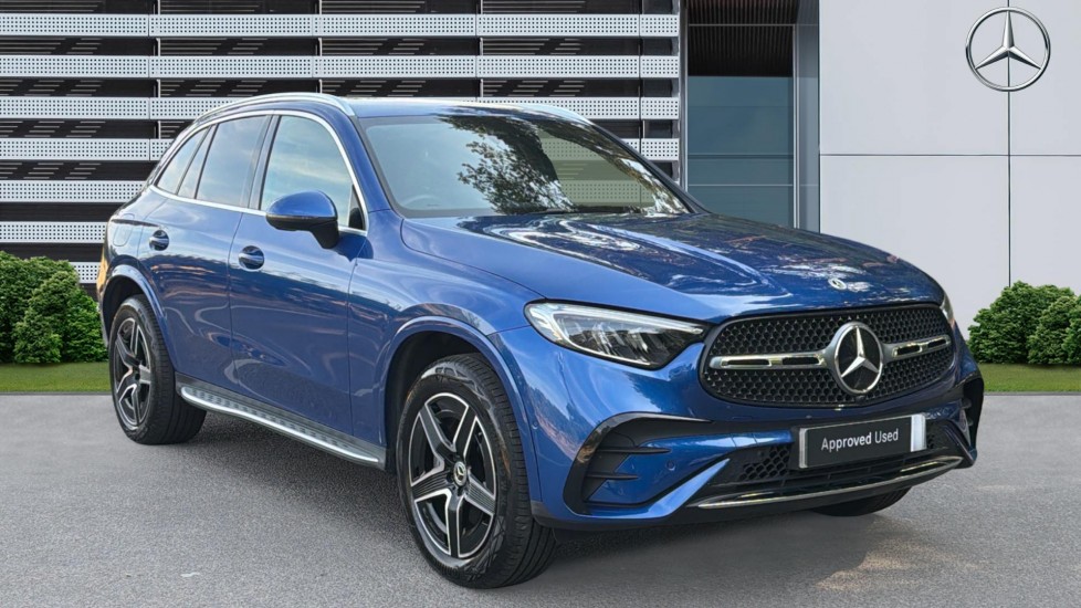 Mercedes-Benz GLC 300e 4Matic AMG Line 5dr 9G-Tronic Estate - Image 1
