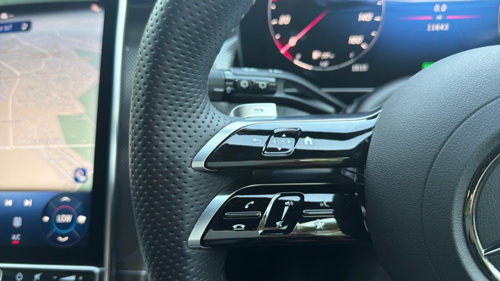 Mercedes-Benz GLC 300e 4Matic AMG Line 5dr 9G-Tronic Estate - Image 19