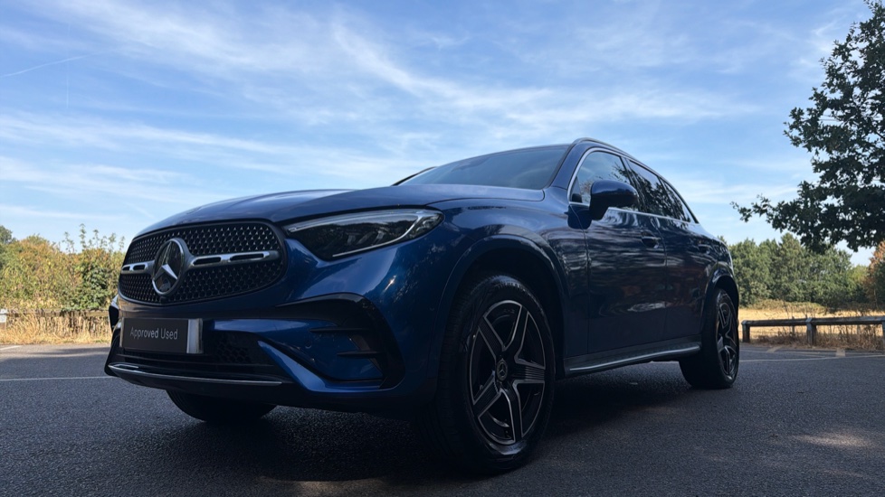Mercedes-Benz GLC 300e 4Matic AMG Line 5dr 9G-Tronic Estate - Image 25