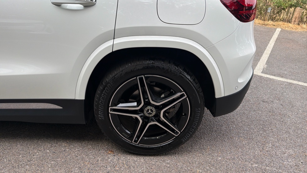 Mercedes-Benz GLA 200 AMG Line Executive 5dr Auto Petrol Hatchback - Image 33