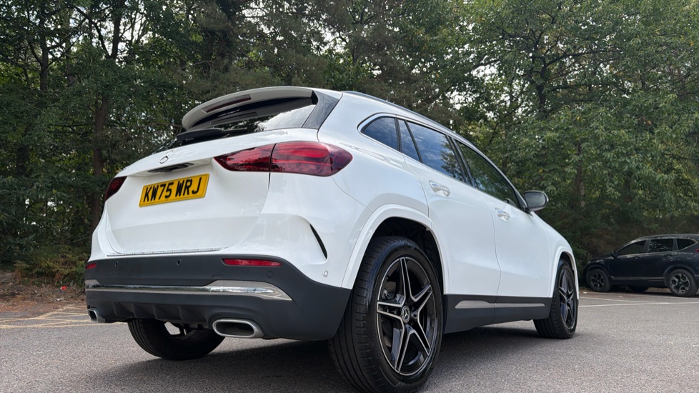 Mercedes-Benz GLA 200 AMG Line Executive 5dr Auto Petrol Hatchback - Image 37