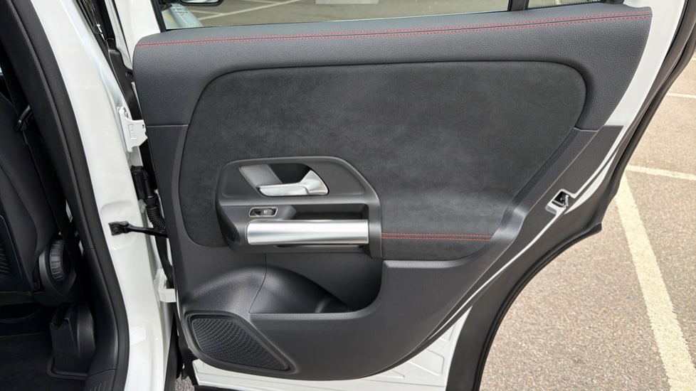 Mercedes-Benz GLA 200 AMG Line Executive 5dr Auto Petrol Hatchback - Image 40