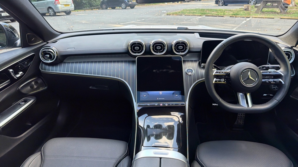 Mercedes-Benz C-Class C200 AMG Line Premium Plus 4dr 9G-Tronic Petrol Saloon - Image 10