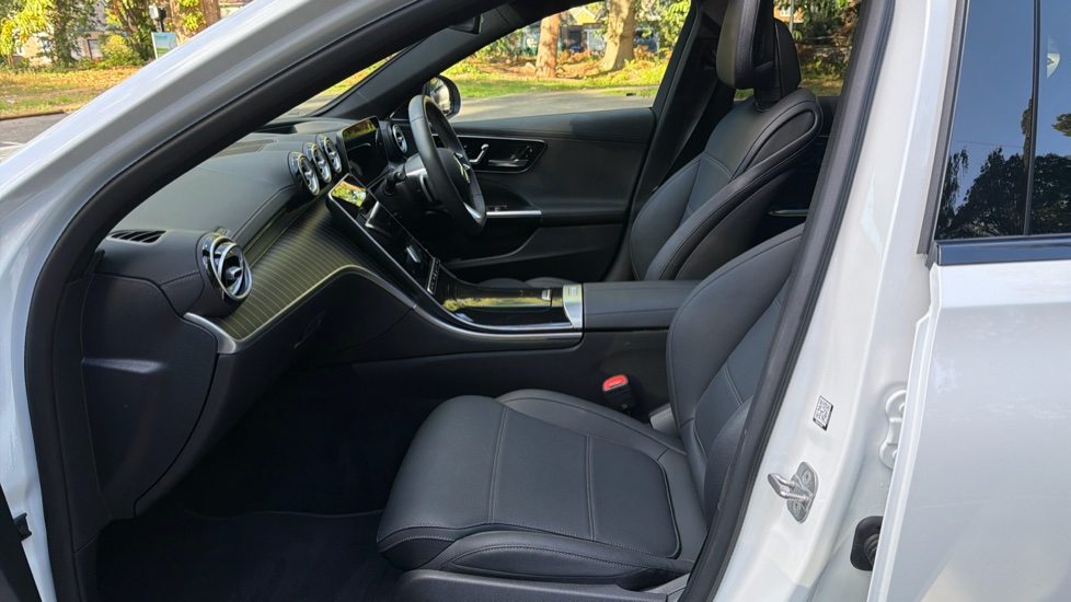 Mercedes-Benz C-Class C200 AMG Line Premium Plus 4dr 9G-Tronic Petrol Saloon - Image 20