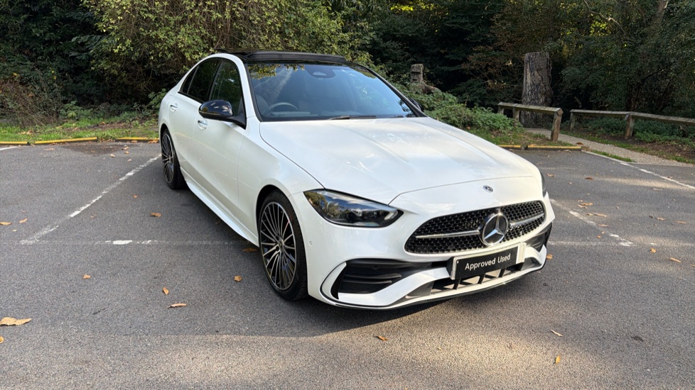 Mercedes-Benz C-Class C200 AMG Line Premium Plus 4dr 9G-Tronic Petrol Saloon - Image 25