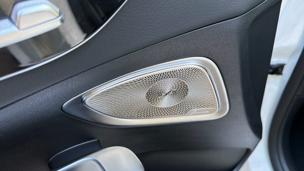 Mercedes-Benz C-Class C200 AMG Line Premium Plus 4dr 9G-Tronic Petrol Saloon - Image 35