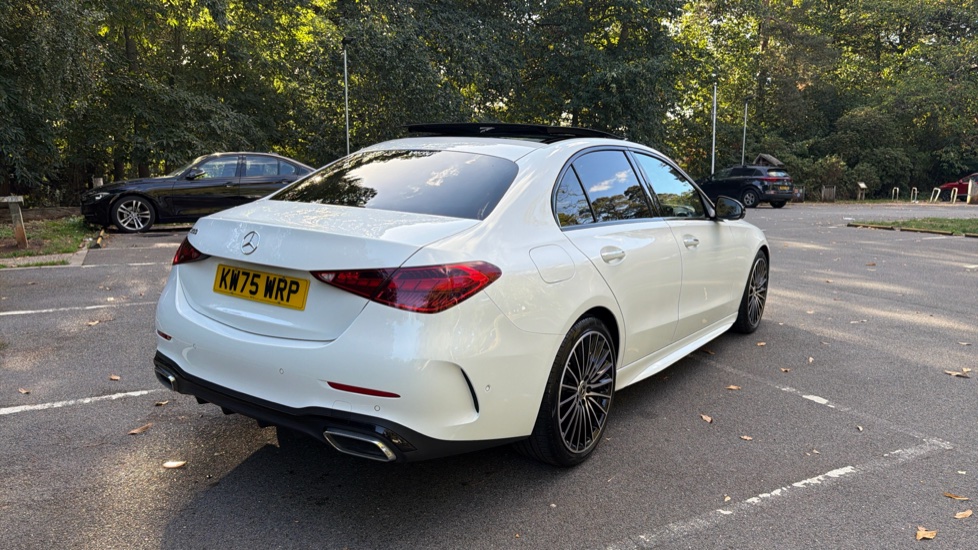 Mercedes-Benz C-Class C200 AMG Line Premium Plus 4dr 9G-Tronic Petrol Saloon - Image 42