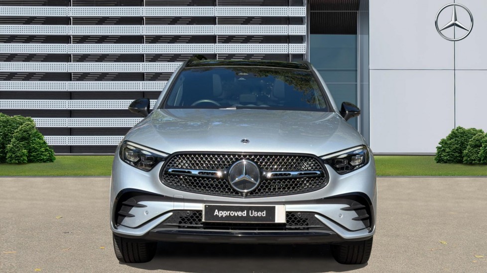 Mercedes-Benz GLC 300e 4Matic AMG Line Prem Plus 5dr 9G-Tronic Estate - Image 3