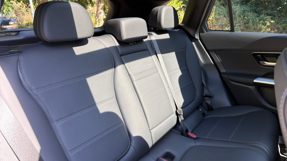 Mercedes-Benz GLC 300e 4Matic AMG Line Prem Plus 5dr 9G-Tronic Estate - Image 16