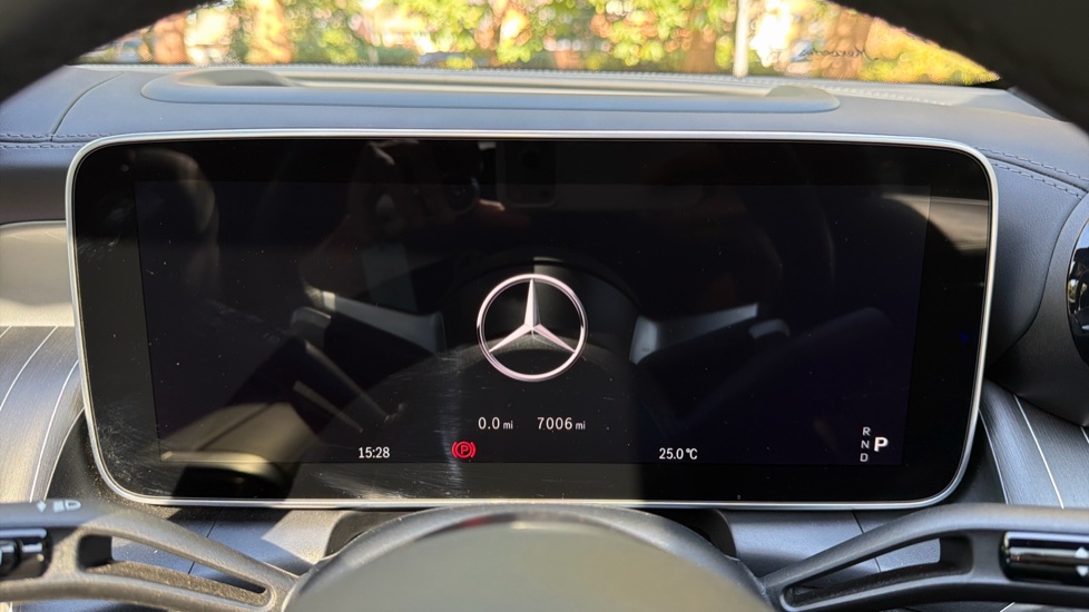 Mercedes-Benz GLC 300e 4Matic AMG Line Prem Plus 5dr 9G-Tronic Estate - Image 18