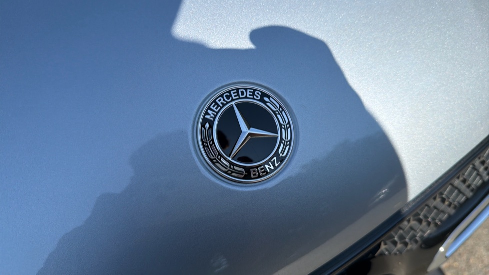 Mercedes-Benz GLC 300e 4Matic AMG Line Prem Plus 5dr 9G-Tronic Estate - Image 25