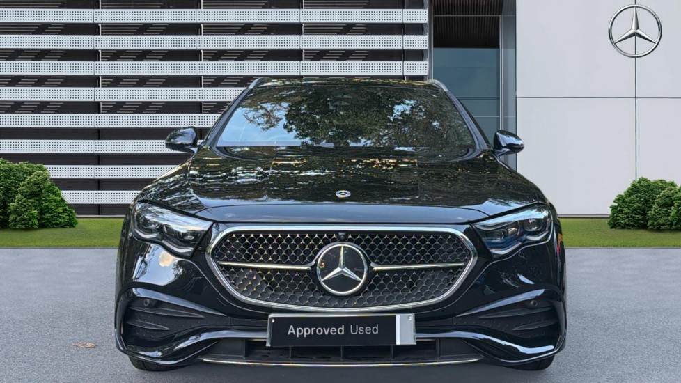 Mercedes-Benz E-Class E450d 4M AMG Line Premium 5dr 9G-Tronic [Pan Roof] Diesel Estate - Image 3