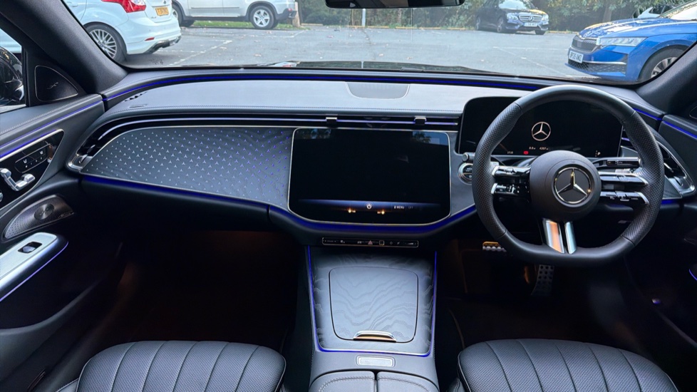 Mercedes-Benz E-Class E450d 4M AMG Line Premium 5dr 9G-Tronic [Pan Roof] Diesel Estate - Image 10