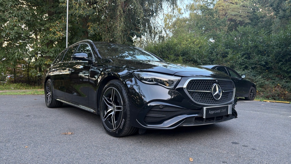 Mercedes-Benz E-Class E450d 4M AMG Line Premium 5dr 9G-Tronic [Pan Roof] Diesel Estate - Image 41