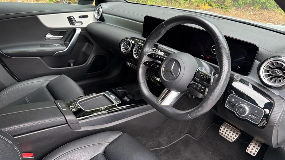 Mercedes-Benz CLA 220d AMG Line Premium Plus 4dr Tip Auto Diesel Saloon - Image 11