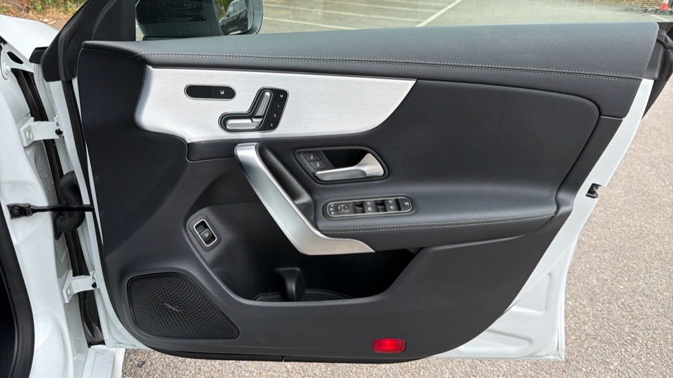 Mercedes-Benz CLA 220d AMG Line Premium Plus 4dr Tip Auto Diesel Saloon - Image 36