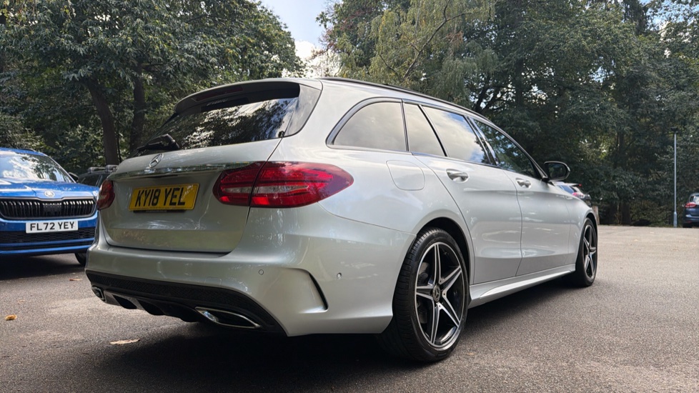 Mercedes-Benz C-Class C250d AMG Line Premium Plus 5dr 9G-Tronic Diesel Estate - Image 39
