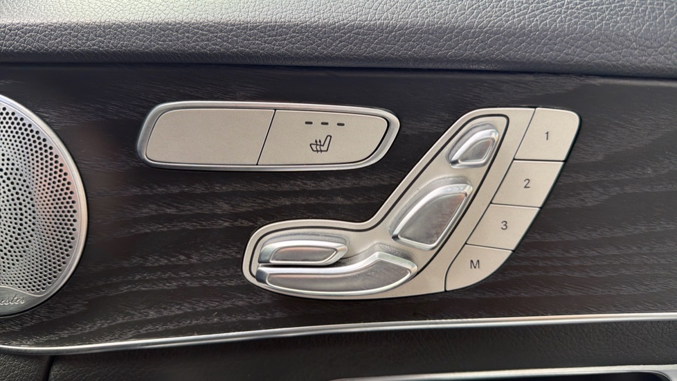 Mercedes-Benz C-Class C250d AMG Line Premium Plus 5dr 9G-Tronic Diesel Estate - Image 43