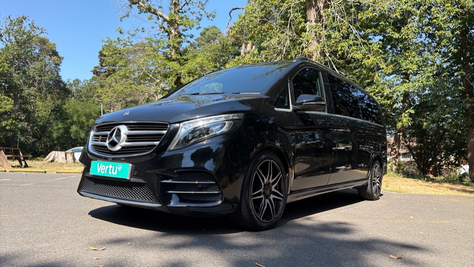 Mercedes-Benz V-Class V250 d AMG Line 5dr Auto [Extra Long] Diesel Estate - Image 27