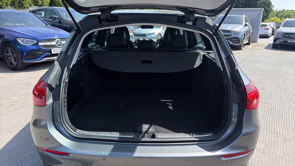 Mercedes-Benz C-Class C220d Sport 5dr 9G-Tronic Diesel Estate - Image 4