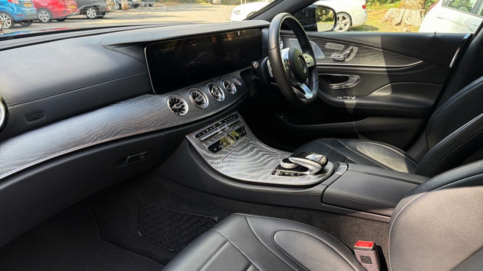 Mercedes-Benz CLS Coupe CLS 450 4Matic AMG Line Premium Plus 4dr 9G-Tronic Petrol Saloon - Image 9