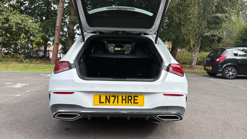 Mercedes-Benz CLA 180 AMG Line Premium Plus 5dr Tip Auto Petrol Estate - Image 4