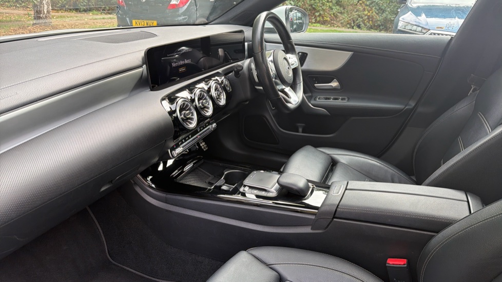Mercedes-Benz CLA 180 AMG Line Premium Plus 5dr Tip Auto Petrol Estate - Image 9