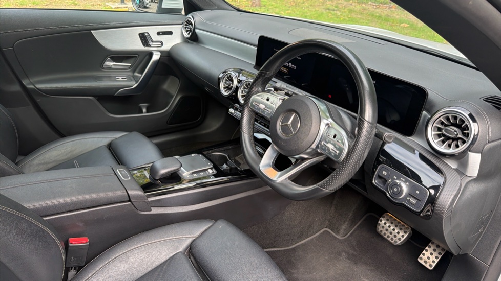 Mercedes-Benz CLA 180 AMG Line Premium Plus 5dr Tip Auto Petrol Estate - Image 11