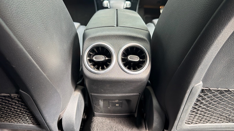 Mercedes-Benz CLA 180 AMG Line Premium Plus 5dr Tip Auto Petrol Estate - Image 15