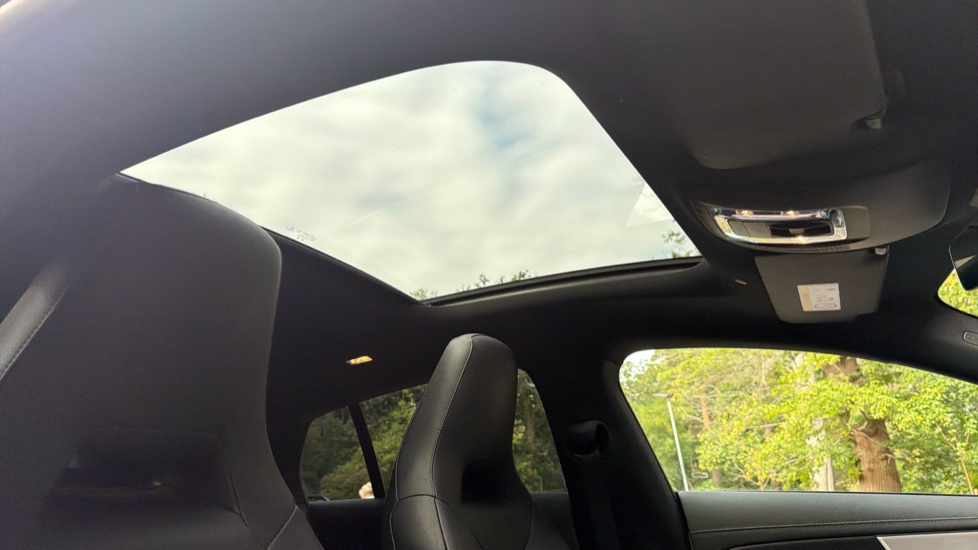 Mercedes-Benz CLA 180 AMG Line Premium Plus 5dr Tip Auto Petrol Estate - Image 20