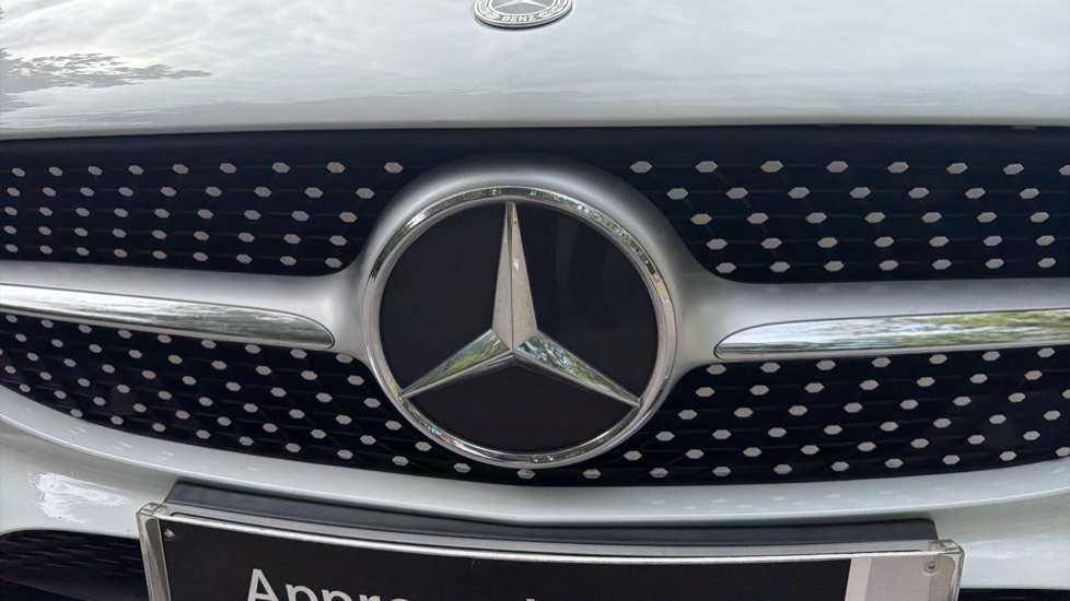 Mercedes-Benz CLA 180 AMG Line Premium Plus 5dr Tip Auto Petrol Estate - Image 25