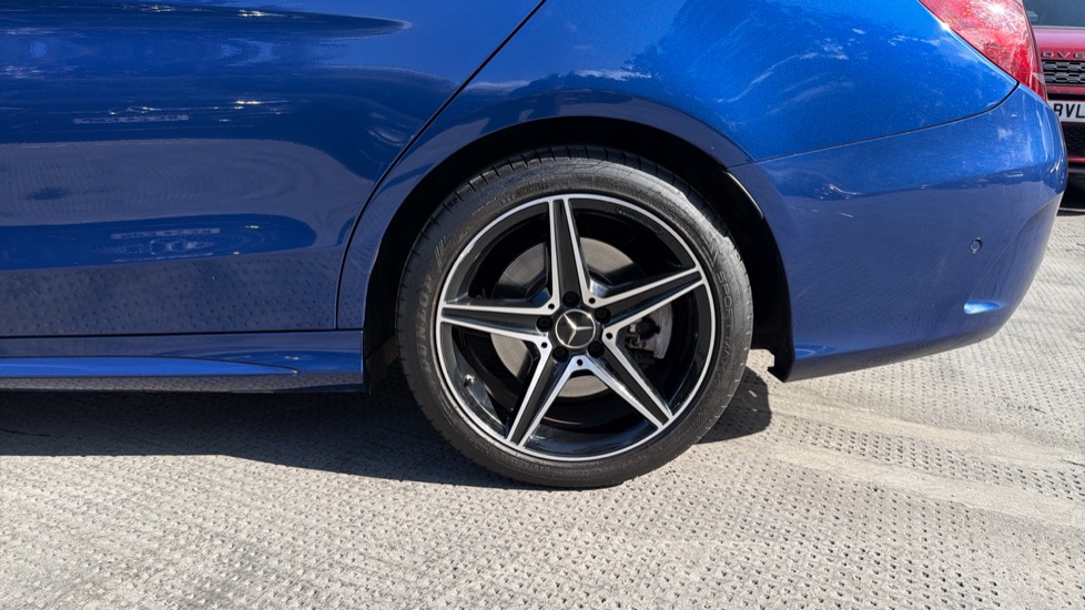 Mercedes-AMG C-Class C43 4Matic Premium 4dr Auto Petrol Saloon - Image 32