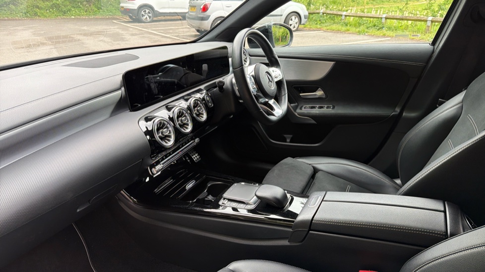 Mercedes-Benz A-Class A180 AMG Line Executive Edition 5dr Auto Petrol Hatchback - Image 9