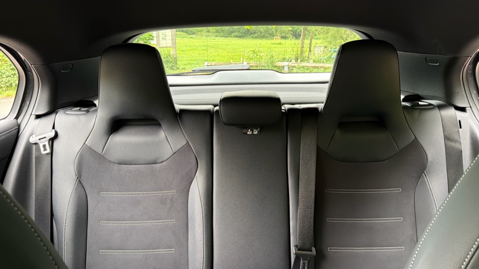 Mercedes-Benz A-Class A180 AMG Line Executive Edition 5dr Auto Petrol Hatchback - Image 15