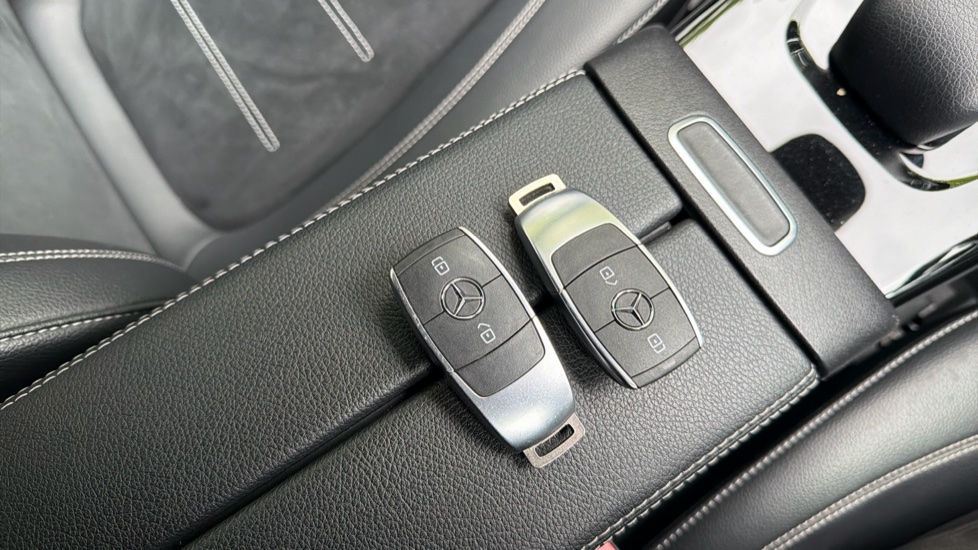 Mercedes-Benz A-Class A180 AMG Line Executive Edition 5dr Auto Petrol Hatchback - Image 18
