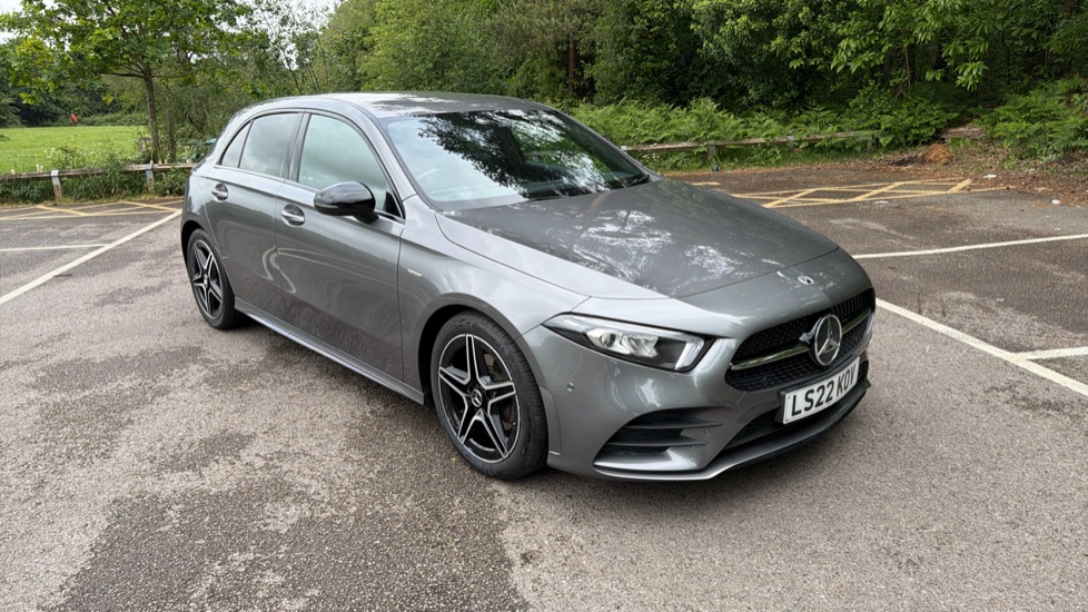 Mercedes-Benz A-Class A180 AMG Line Executive Edition 5dr Auto Petrol Hatchback - Image 21